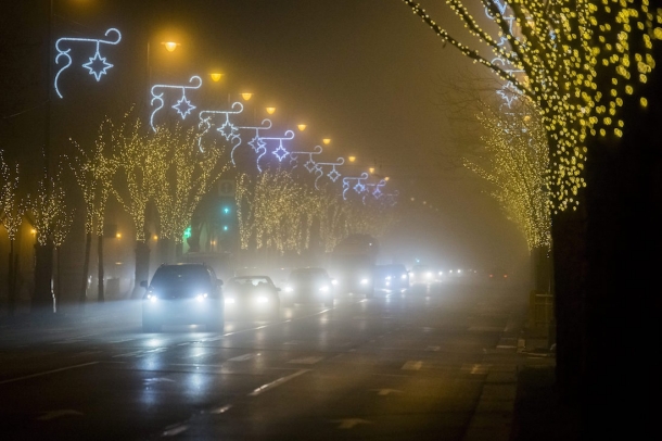 Az Andrássy út ködben.
Forrás: MTI
Szerző: Balogh Zoltán